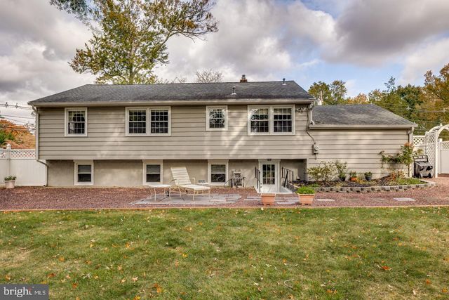 333 COVERED BRIDGE RD, Cherry Hill, NJ 08034