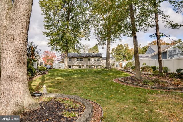 333 COVERED BRIDGE RD, Cherry Hill, NJ 08034