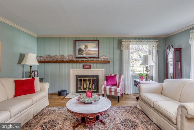 333 COVERED BRIDGE RD, Cherry Hill, NJ 08034