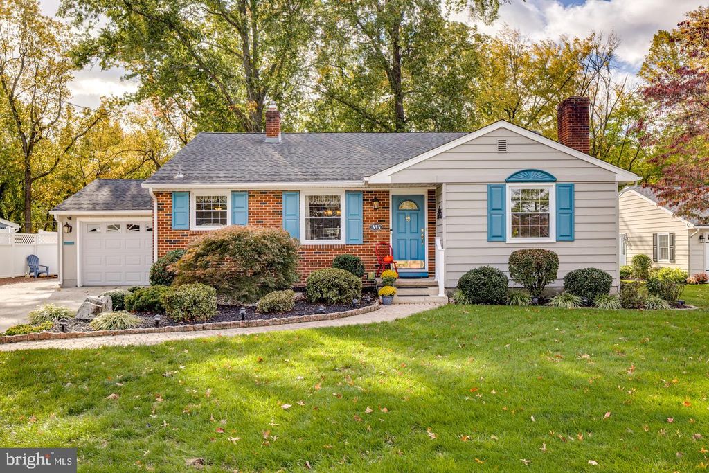 333 COVERED BRIDGE RD, Cherry Hill, NJ 08034