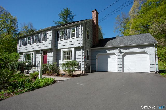 19 Lawton Drive, Simsbury, CT 06070