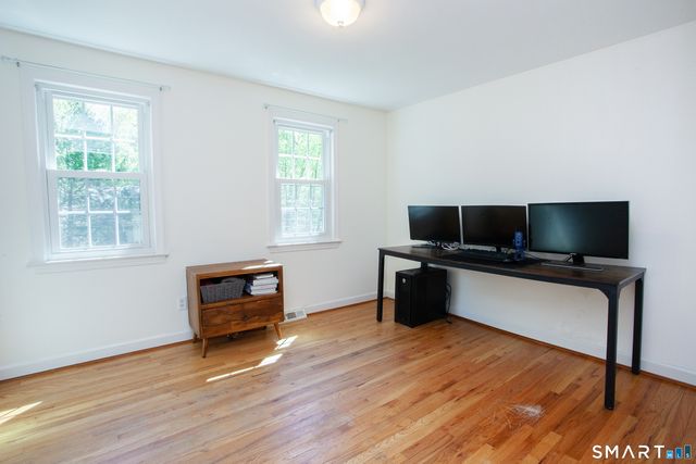 19 Lawton Drive, Simsbury, CT 06070