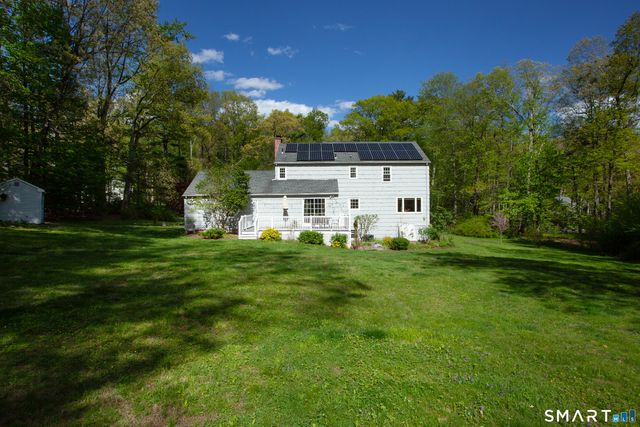 19 Lawton Drive, Simsbury, CT 06070