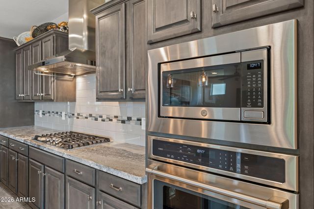 3855 GOLD RIDGE Road, Wickenburg, AZ 85390
