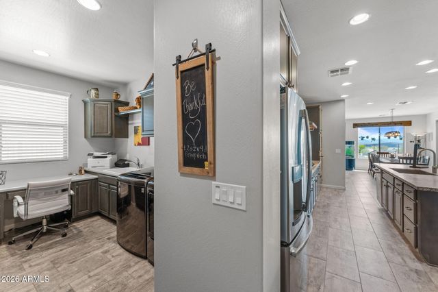 3855 GOLD RIDGE Road, Wickenburg, AZ 85390