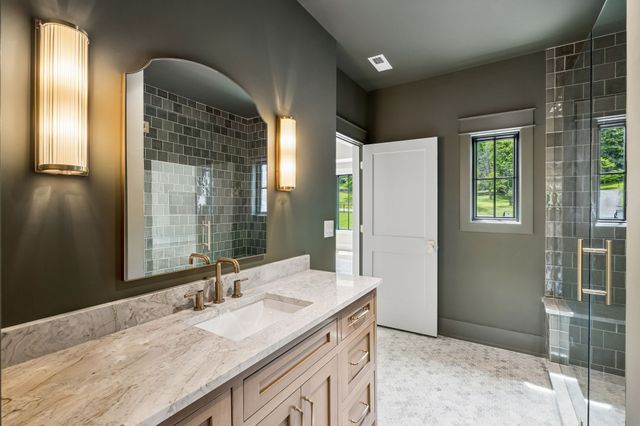 840 Brentview Dr, Nashville, TN 37220
