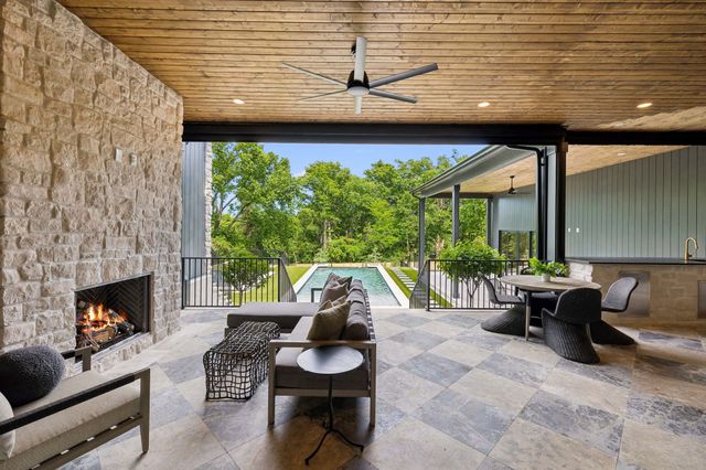 840 Brentview Dr, Nashville, TN 37220