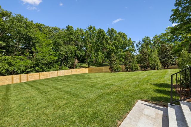 840 Brentview Dr, Nashville, TN 37220