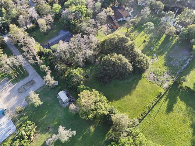 9003 NW 70th Court, Parkland, FL 33067