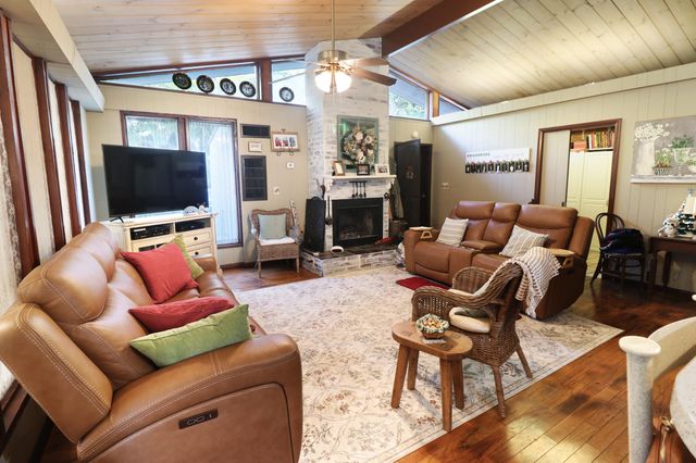 9003 NW 70th Court, Parkland, FL 33067