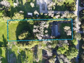 9003 NW 70th Court, Parkland, FL 33067