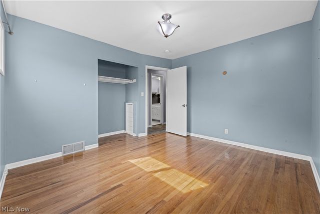 578 E Dartmoor Avenue, Seven Hills, OH 44131