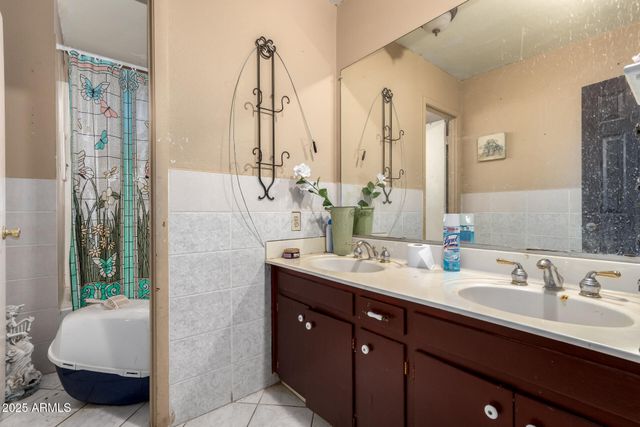 4025 N 59TH Drive, Phoenix, AZ 85033