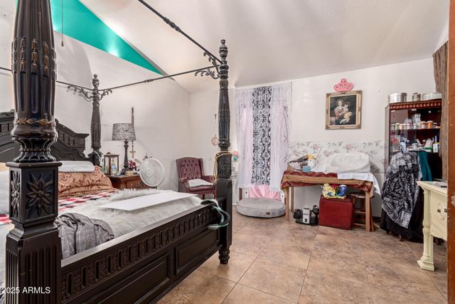 4025 N 59TH Drive, Phoenix, AZ 85033