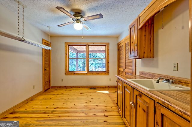 46 Clare Lane, Rabun Gap, GA 30568