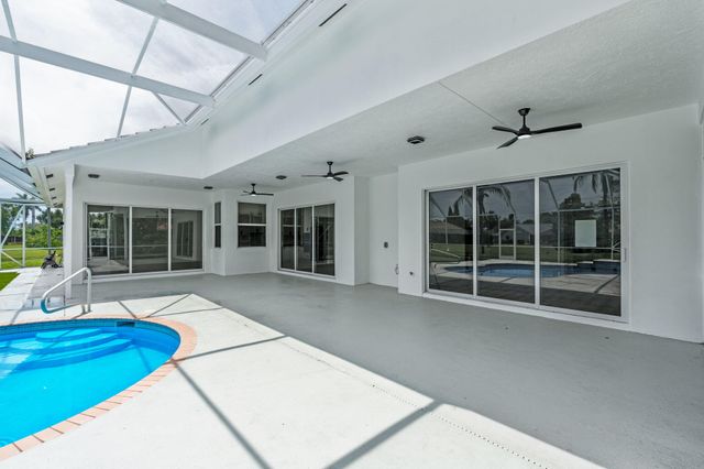 1688 Hull Court, Wellington, FL 33414