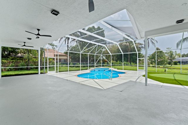 1688 Hull Court, Wellington, FL 33414