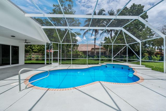 1688 Hull Court, Wellington, FL 33414