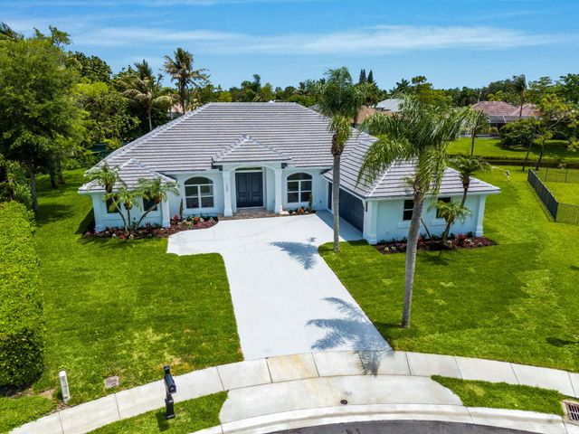 1688 Hull Court, Wellington, FL 33414