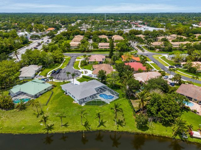 1688 Hull Court, Wellington, FL 33414