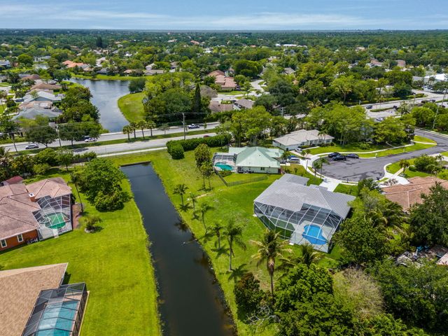 1688 Hull Court, Wellington, FL 33414