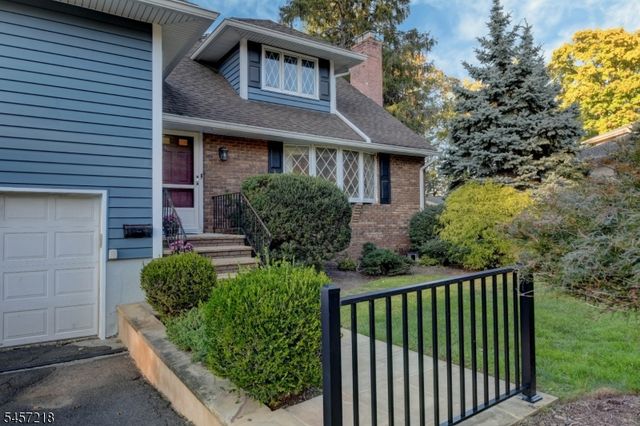 25 Morningside Cir, Little Falls Twp., NJ 07424