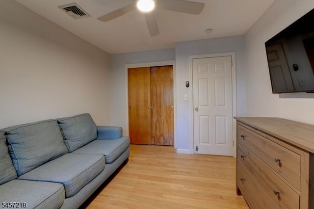 25 Morningside Cir, Little Falls Twp., NJ 07424