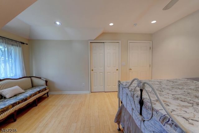 25 Morningside Cir, Little Falls Twp., NJ 07424