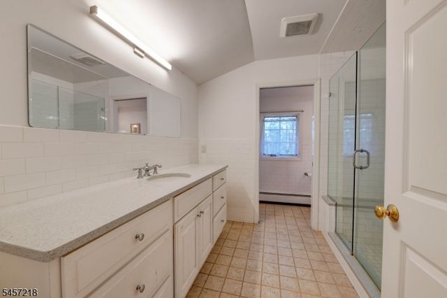 25 Morningside Cir, Little Falls Twp., NJ 07424