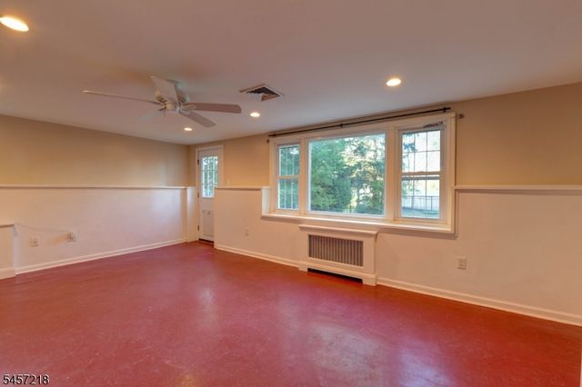 25 Morningside Cir, Little Falls Twp., NJ 07424