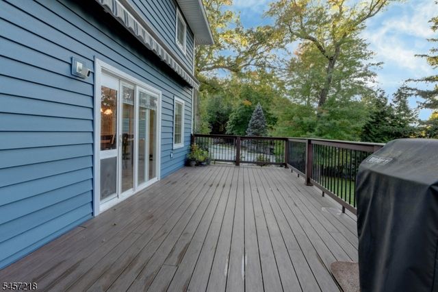 25 Morningside Cir, Little Falls Twp., NJ 07424