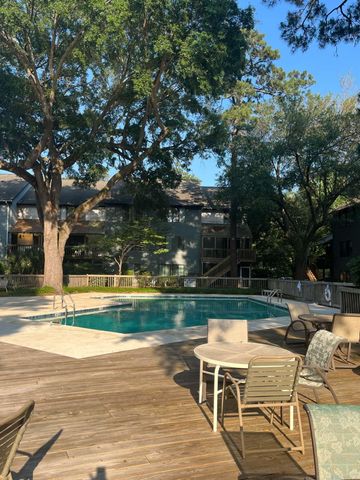 1161 Shadow Lake Circle E, Mount Pleasant, SC 29464