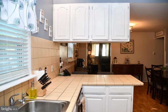 714 WYNDOM TER, Secane, PA 19018
