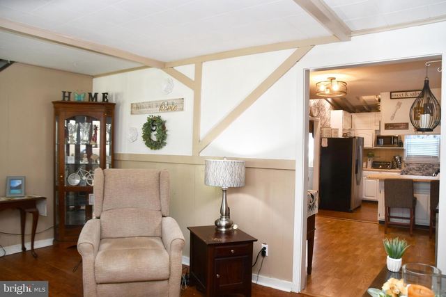 714 WYNDOM TER, Secane, PA 19018