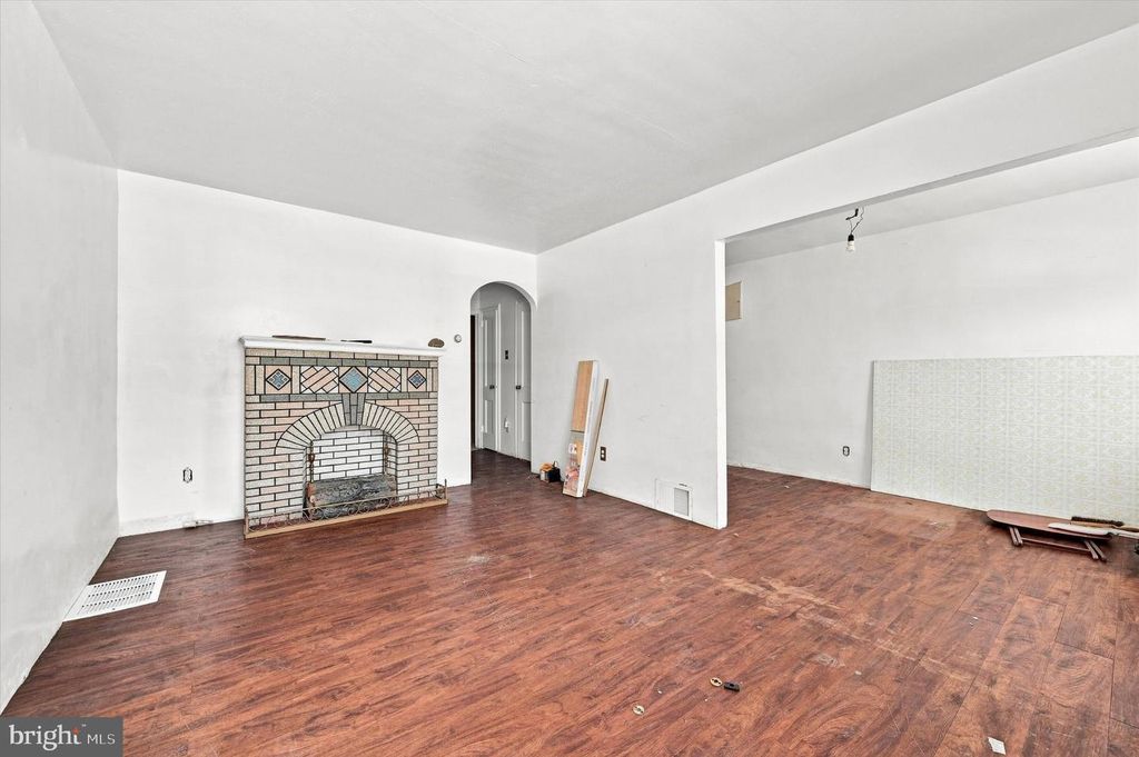 2242 S 56TH ST, PHILADELPHIA, PA 19143 — photo 3