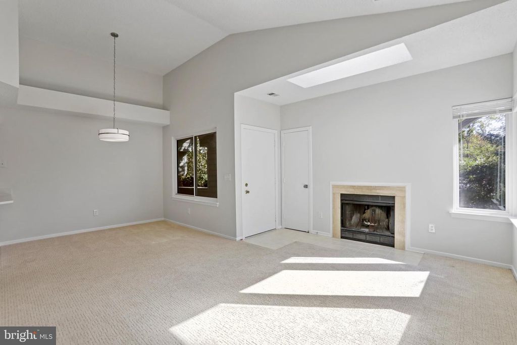 11737-B SUMMERCHASE CIR, Reston, VA 20194