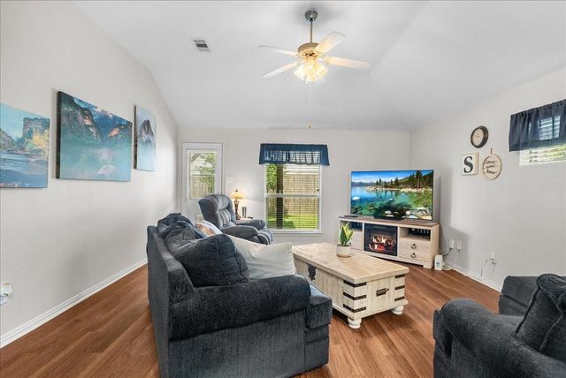 1803 Winding Trail Lane, Alvin, TX 77511