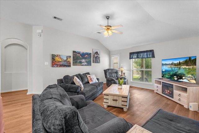 1803 Winding Trail Lane, Alvin, TX 77511