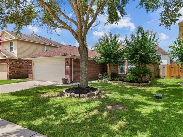 1803 Winding Trail Lane, Alvin, TX 77511