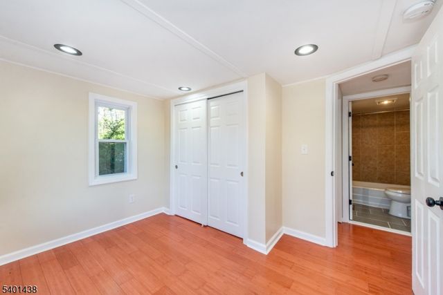 78 Winona Trl, Jefferson Twp., NJ 07849