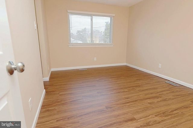 13 FIVE CROWN ROYAL, Marlton, NJ 08053