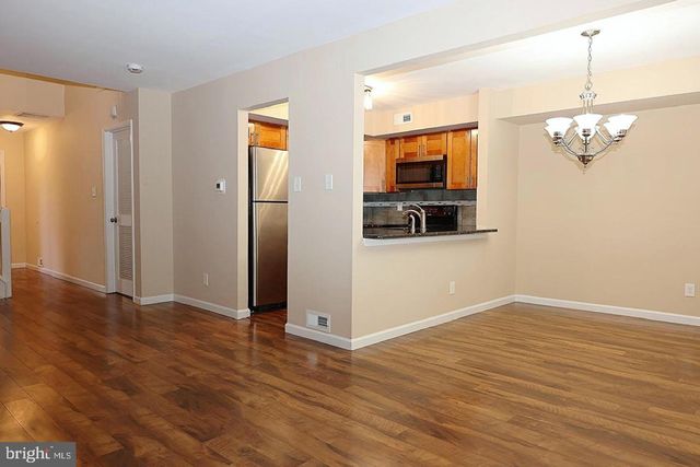 13 FIVE CROWN ROYAL, Marlton, NJ 08053