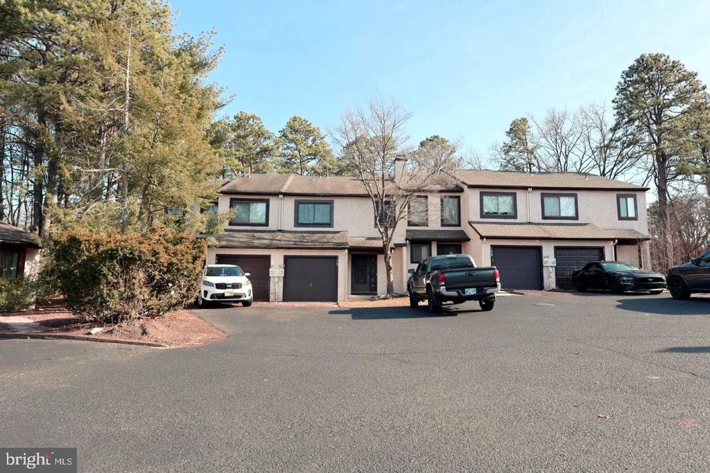 13 FIVE CROWN ROYAL, Marlton, NJ 08053