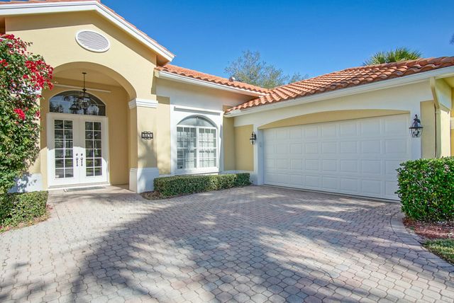 9406 Meadowood Drive, Fort Pierce, FL 34951