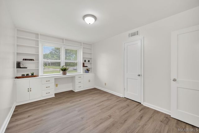 2740 Oxford Drive, Montgomery, AL 36111