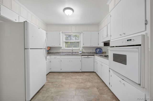 2740 Oxford Drive, Montgomery, AL 36111