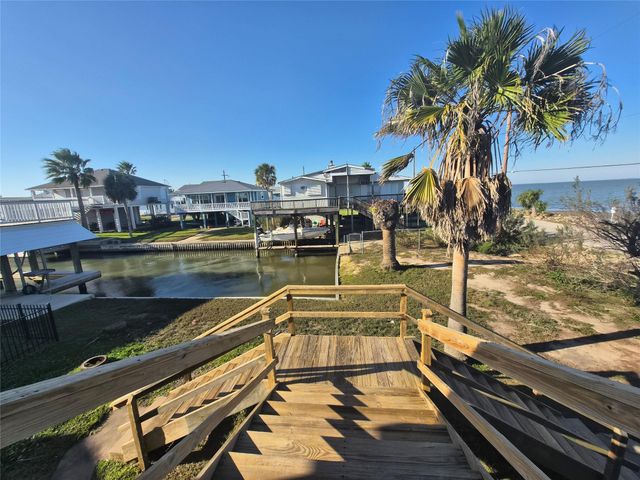 3726 Concho Key, Galveston, TX 77554