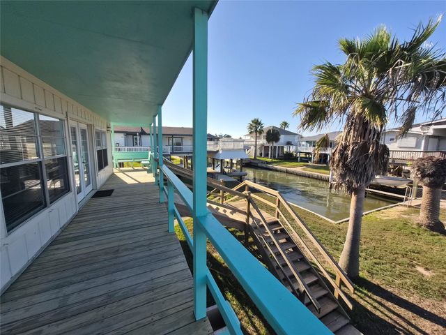 3726 Concho Key, Galveston, TX 77554