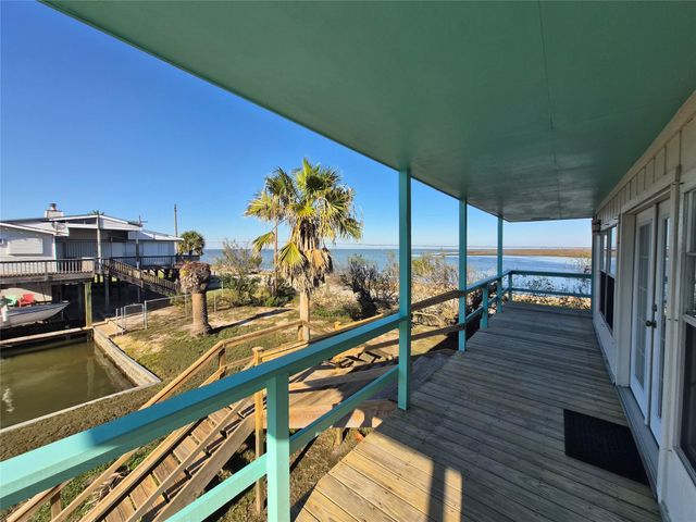 3726 Concho Key, Galveston, TX 77554