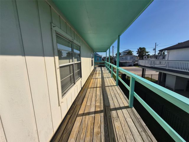 3726 Concho Key, Galveston, TX 77554